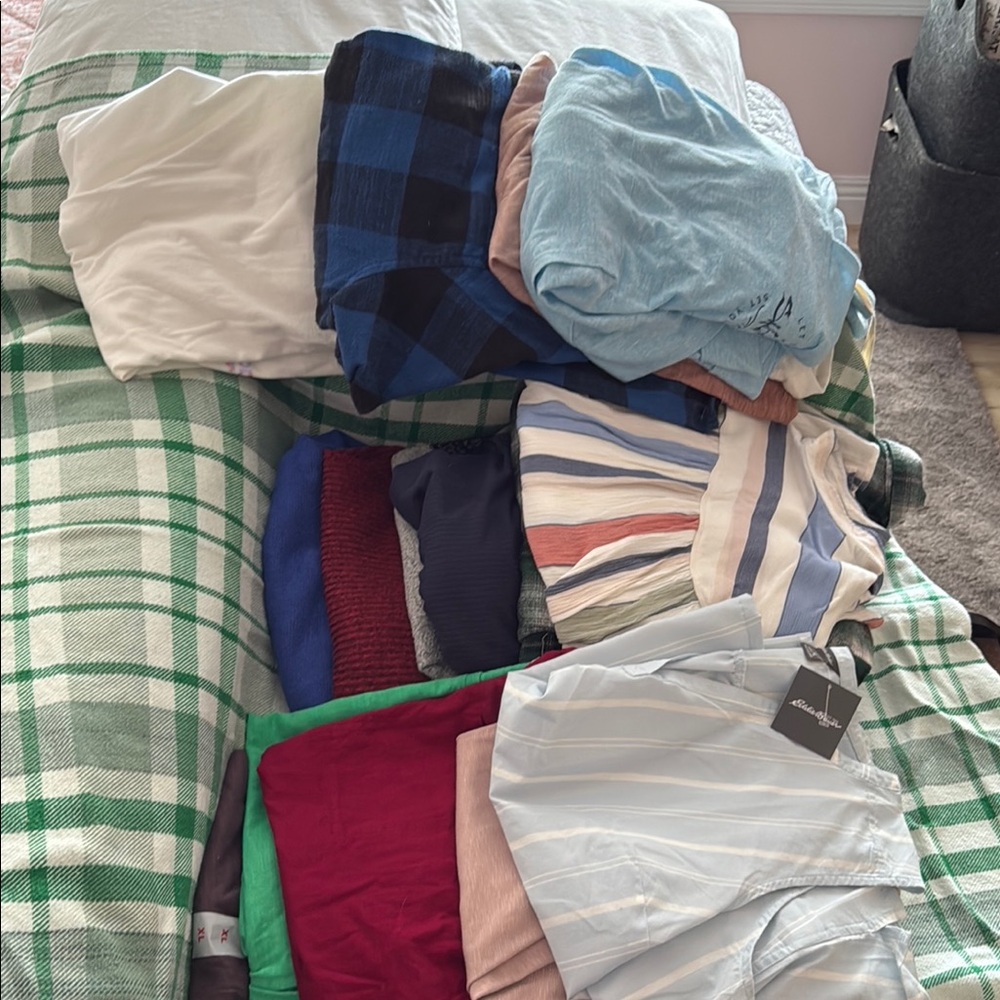 Lot of women’s tops sz XL